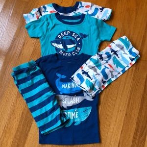 Lot of 2 Boys size 7 Carter’s summer jammies